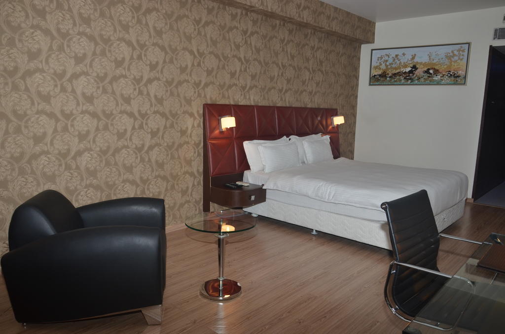 Hotel Patliputra Exotica Patna  Ruang foto